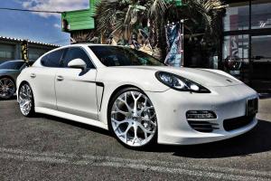 Porsche Panamera 4S on Forgiato Wheels (Drea-M)